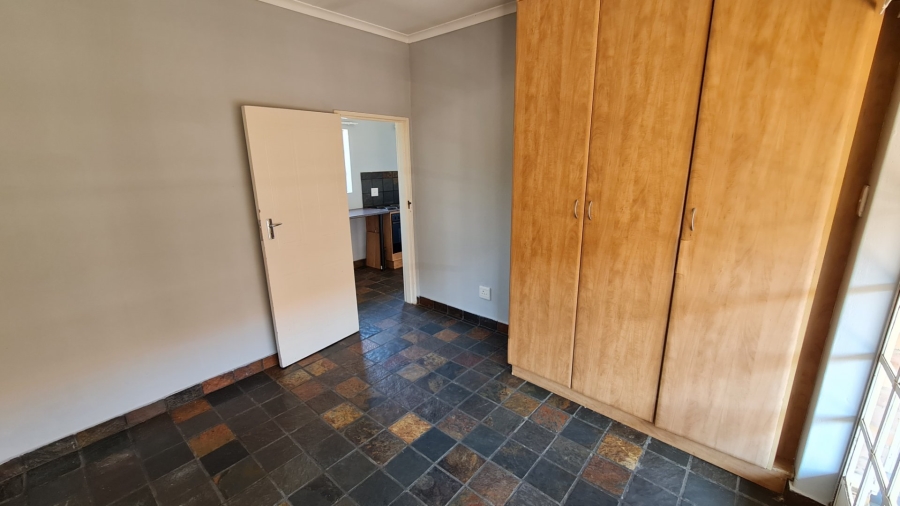 To Let 2 Bedroom Property for Rent in Dassie Rand North West